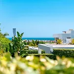 Dominica 8 * Estepona