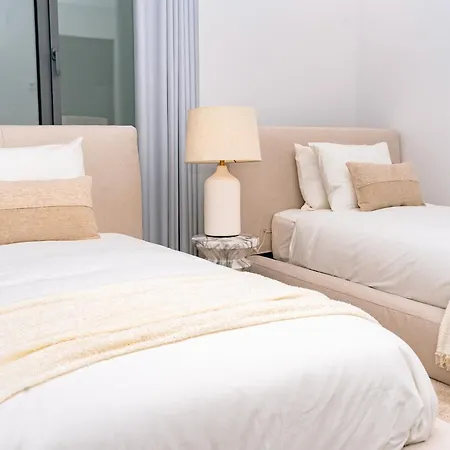 Вілла Dominica 8 Естепона