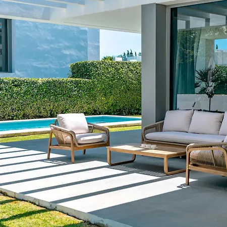 Вілла Dominica 8