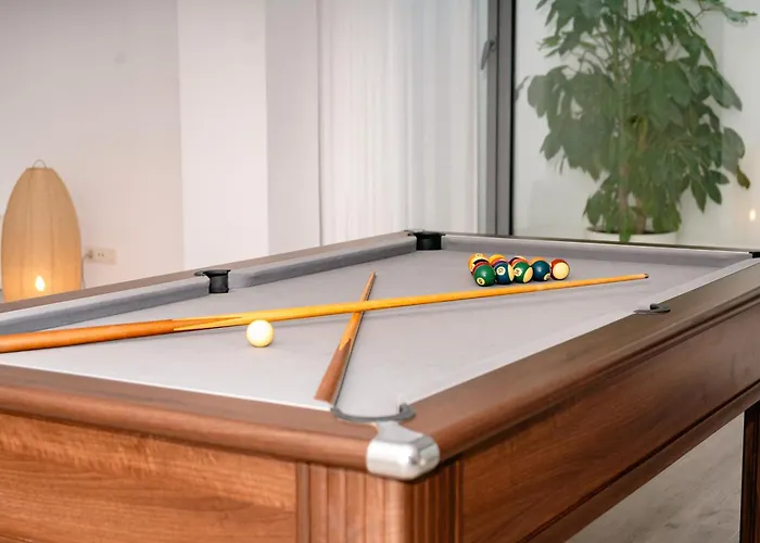 Dominica 8 * 에스테포나