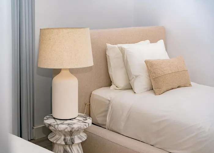 Βίλα Dominica 8 *